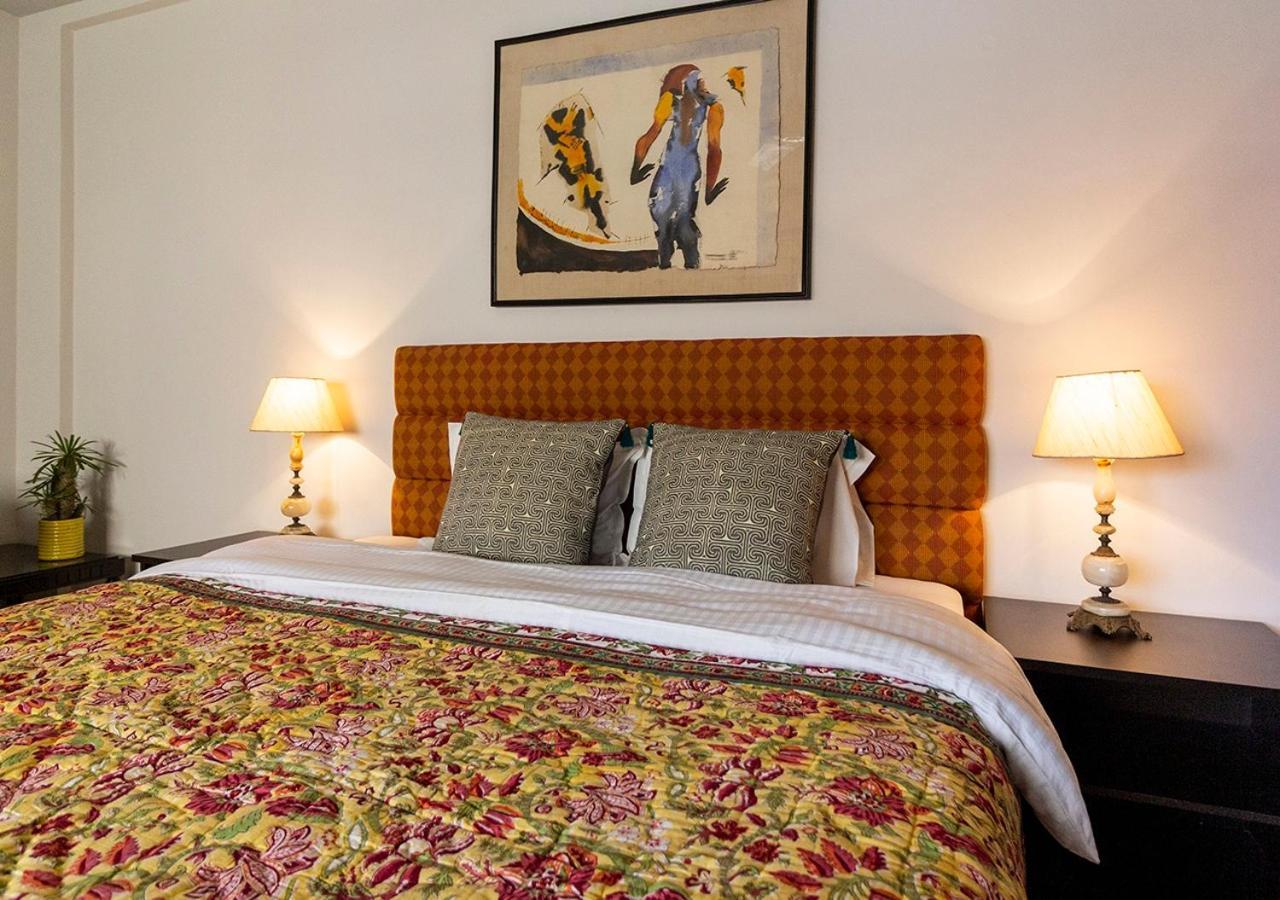 Neelam Bed & Breakfast 加尔各答 外观 照片